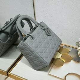 Picture of Dior Handbags _SKUfw239217734fw